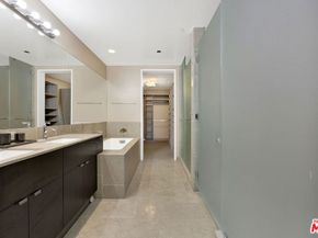 6250 Hollywood Boulevard 6F, Los Angeles CA 90028