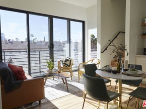 908 Everett Street, Los Angeles CA 90026