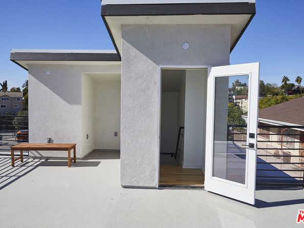 908 Everett Street, Los Angeles CA 90026