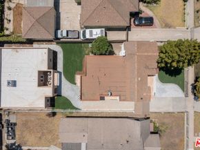 1826 W 78th Street, Los Angeles CA 90047