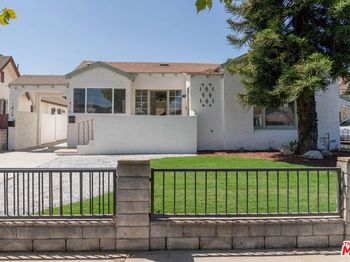 1826 W 78th Street