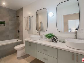 1826 W 78th Street, Los Angeles CA 90047