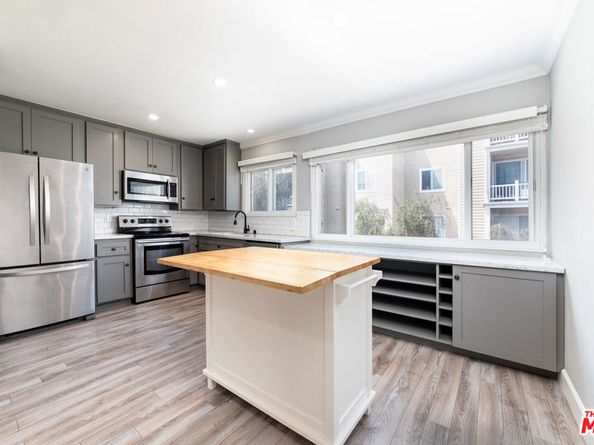 8025 Redlands Street 20, Playa Del Rey CA 90293