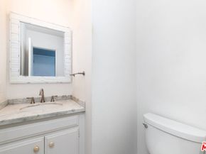 8025 Redlands Street 20, Playa Del Rey CA 90293