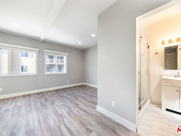 8025 Redlands Street 20, Playa Del Rey CA 90293