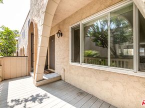 8025 Redlands Street 20, Playa Del Rey CA 90293