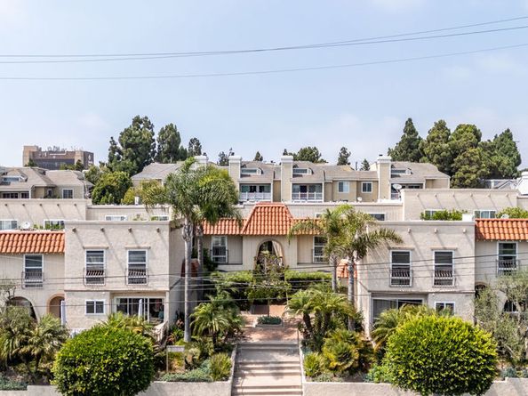 8025 Redlands Street 20, Playa Del Rey CA 90293