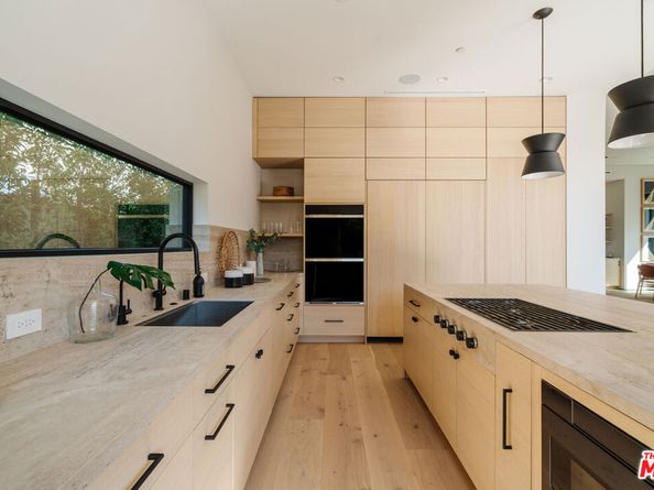 819 N Ogden Drive, Los Angeles CA 90046