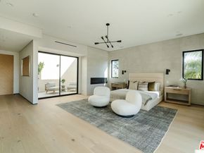 819 N Ogden Drive, Los Angeles CA 90046