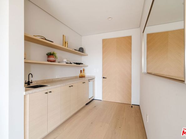 819 N Ogden Drive, Los Angeles CA 90046