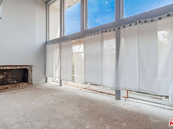 8655 Appian Way, Los Angeles CA 90046