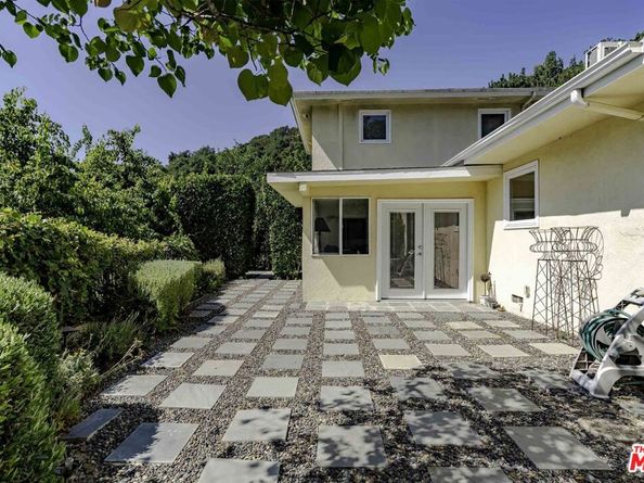 2250 Betty Lane, Beverly Hills CA 90210