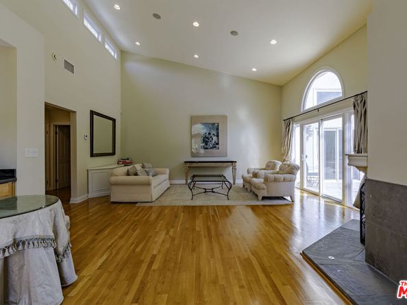 2250 Betty Lane, Beverly Hills CA 90210