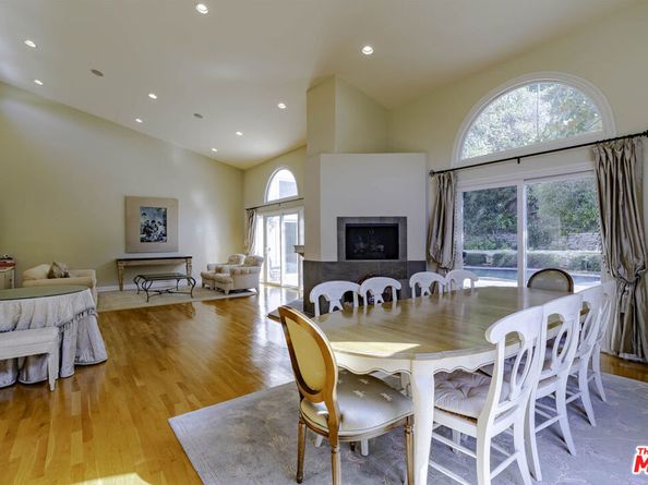 2250 Betty Lane, Beverly Hills CA 90210