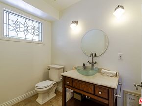 2250 Betty Lane, Beverly Hills CA 90210