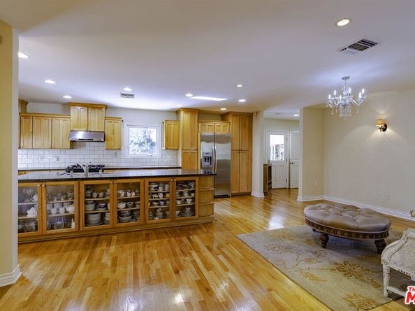 2250 Betty Lane, Beverly Hills CA 90210