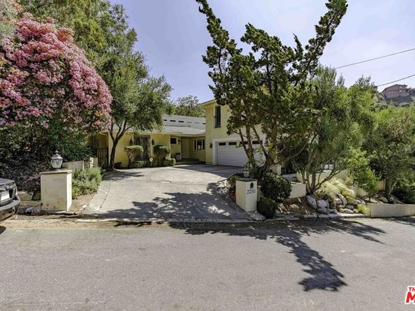 2250 Betty Lane, Beverly Hills CA 90210