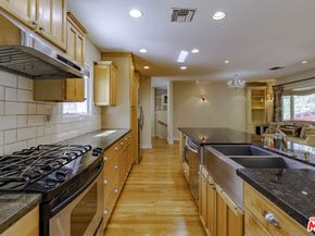 2250 Betty Lane, Beverly Hills CA 90210