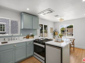 3705 S St Andrews Place, Los Angeles CA 90018
