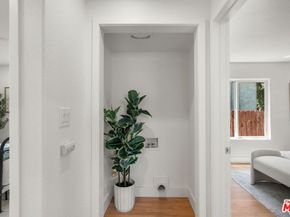 3705 S St Andrews Place, Los Angeles CA 90018