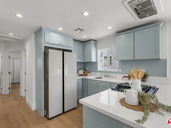 3705 S St Andrews Place, Los Angeles CA 90018