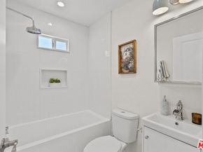 3705 S St Andrews Place, Los Angeles CA 90018