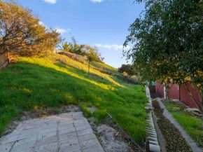 7514 Deville Dr, San Diego CA 92114