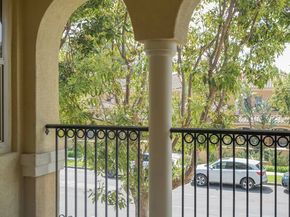 107 Chantilly, Irvine CA 92620