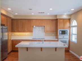 107 Chantilly, Irvine CA 92620