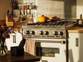 1325 Romulus Drive, Glendale CA 91205