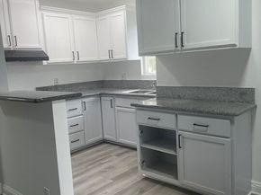 12111 S Figueroa Street, Los Angeles CA 90061