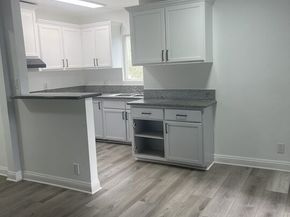 12111 S Figueroa Street, Los Angeles CA 90061