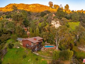 2239 Topanga Skyline Drive, Topanga CA 90290