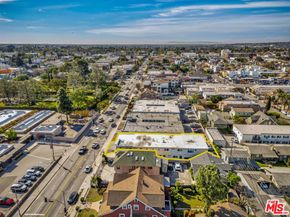 1513 Arlington Avenue, Los Angeles CA 90019