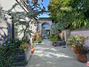 4039 Cody Road, Sherman Oaks CA 91403