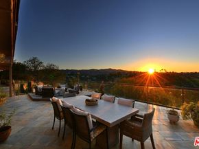 4039 Cody Road, Sherman Oaks CA 91403