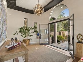 4039 Cody Road, Sherman Oaks CA 91403
