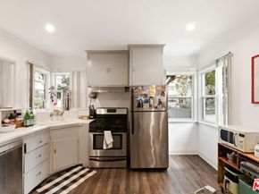 2302 32nd Street, Santa Monica CA 90405