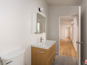 126 Franklin Court, Glendale CA 91205