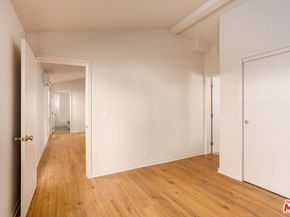 126 Franklin Court, Glendale CA 91205