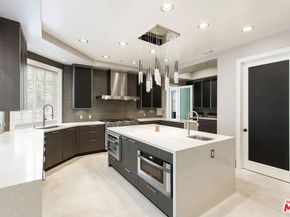 14132 Beresford Road, Beverly Hills CA 90210