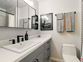 11813 Runnymede Street 36, North Hollywood CA 91605