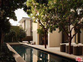 8880 Rosewood Avenue, West Hollywood CA 90048