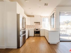 2176 Clifford Street, Los Angeles CA 90026