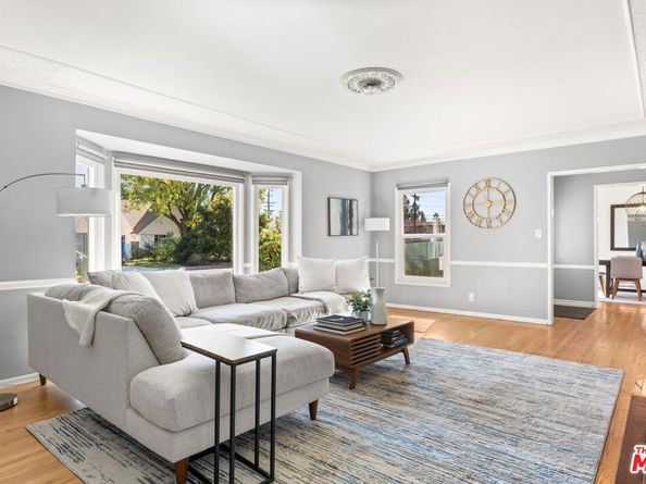 6819 Chisholm Avenue, Van Nuys CA 91406