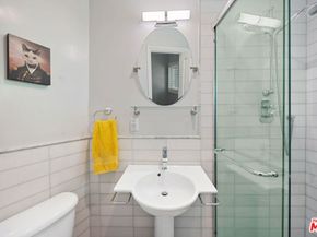 3854 Vineland Avenue, Studio City CA 91604