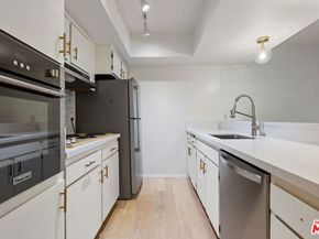 5870 Green Valley Circle 115, Culver City CA 90230