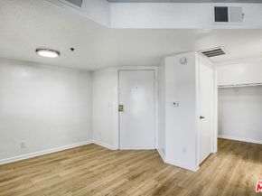 511 S Carondelet Street, Los Angeles CA 90057