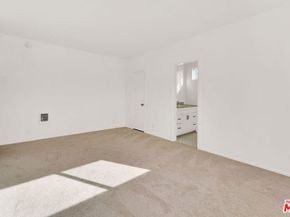 1424 AMHERST Avenue 207, Los Angeles CA 90025