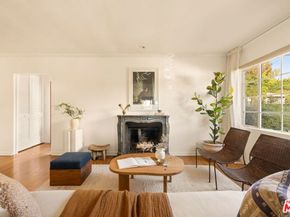 9032 Phyllis Avenue, West Hollywood CA 90069